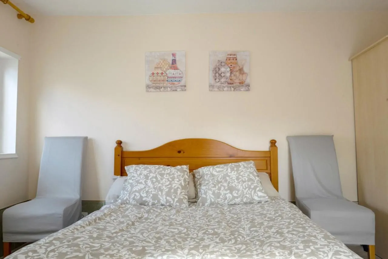 Amazing Garden Villa 푸에르토 데 산티아고 0*,  스페인