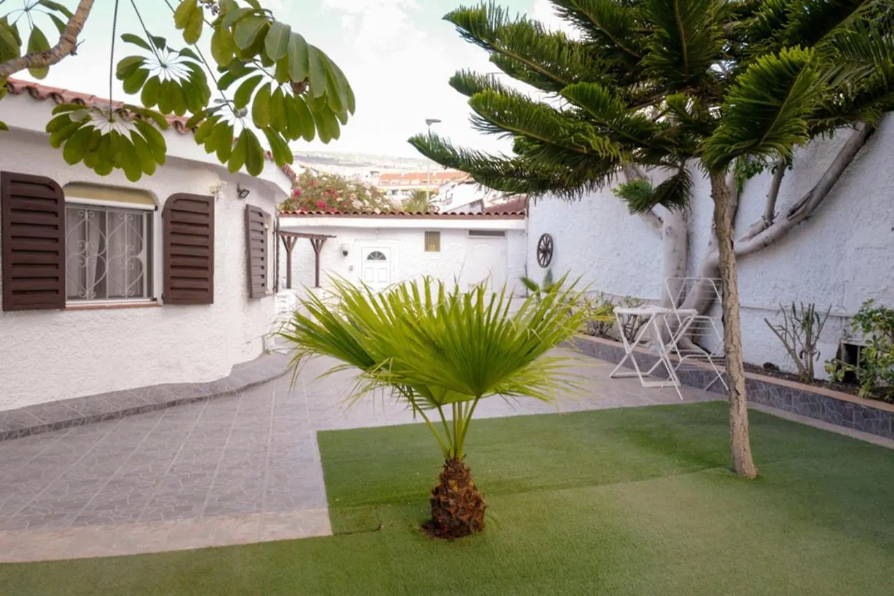 Amazing Garden Villa Пуэрто-де-Сантьяго 0*,  Испания